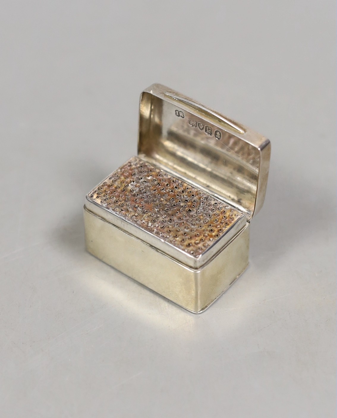 A George IV silver rectangular nutmeg grater, John Reily, London, 1825, 44mm.